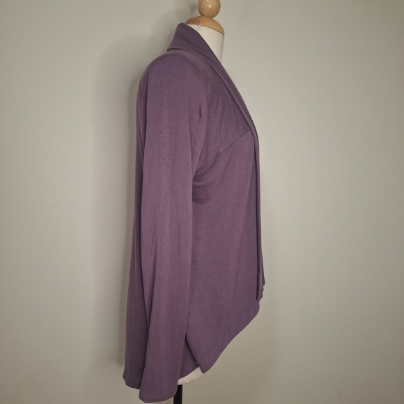 Athleta Nirvana Wear Two Ways Wrap cardigan SZ M - Picture 4 of 8